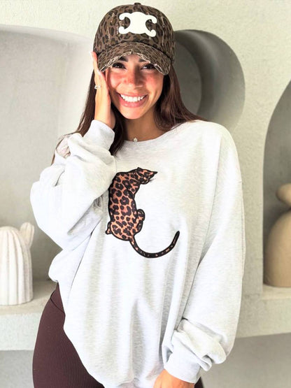 Sweatshirt : Get ready to snuggle up