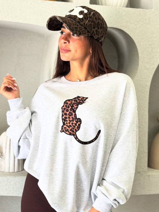 Sweatshirt : Get ready to snuggle up