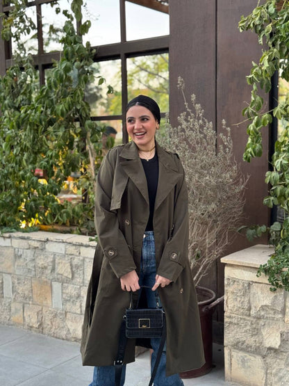 The Trench Coat: Timeless Elegance and Unmatched Versatility