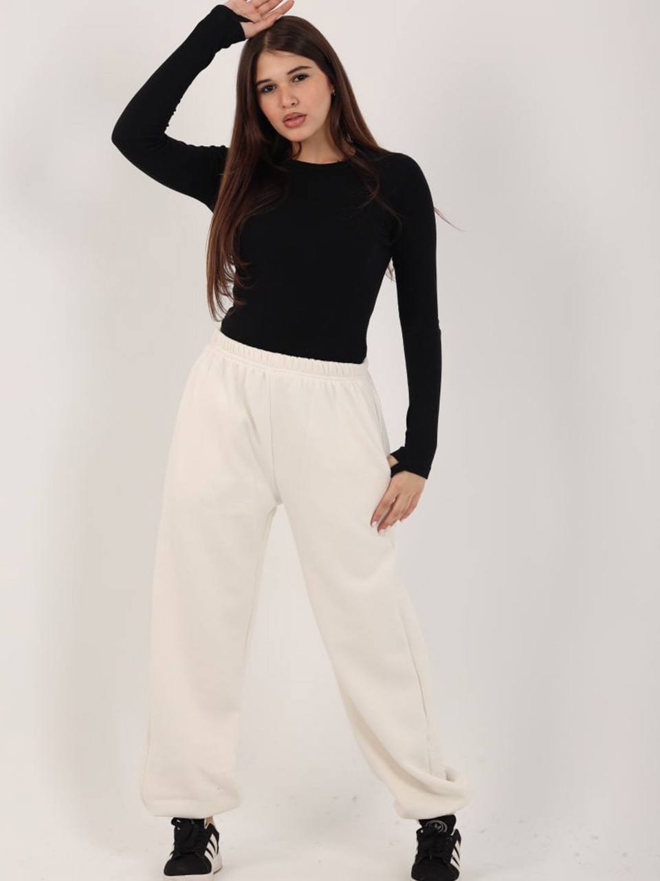 Sweat pant : Perfect for lounging at home or running errands